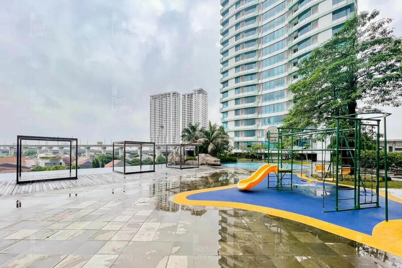Hotel Redliving Grand Kamala Lagoon - Icha Tower Barclay South With Netflix 2*